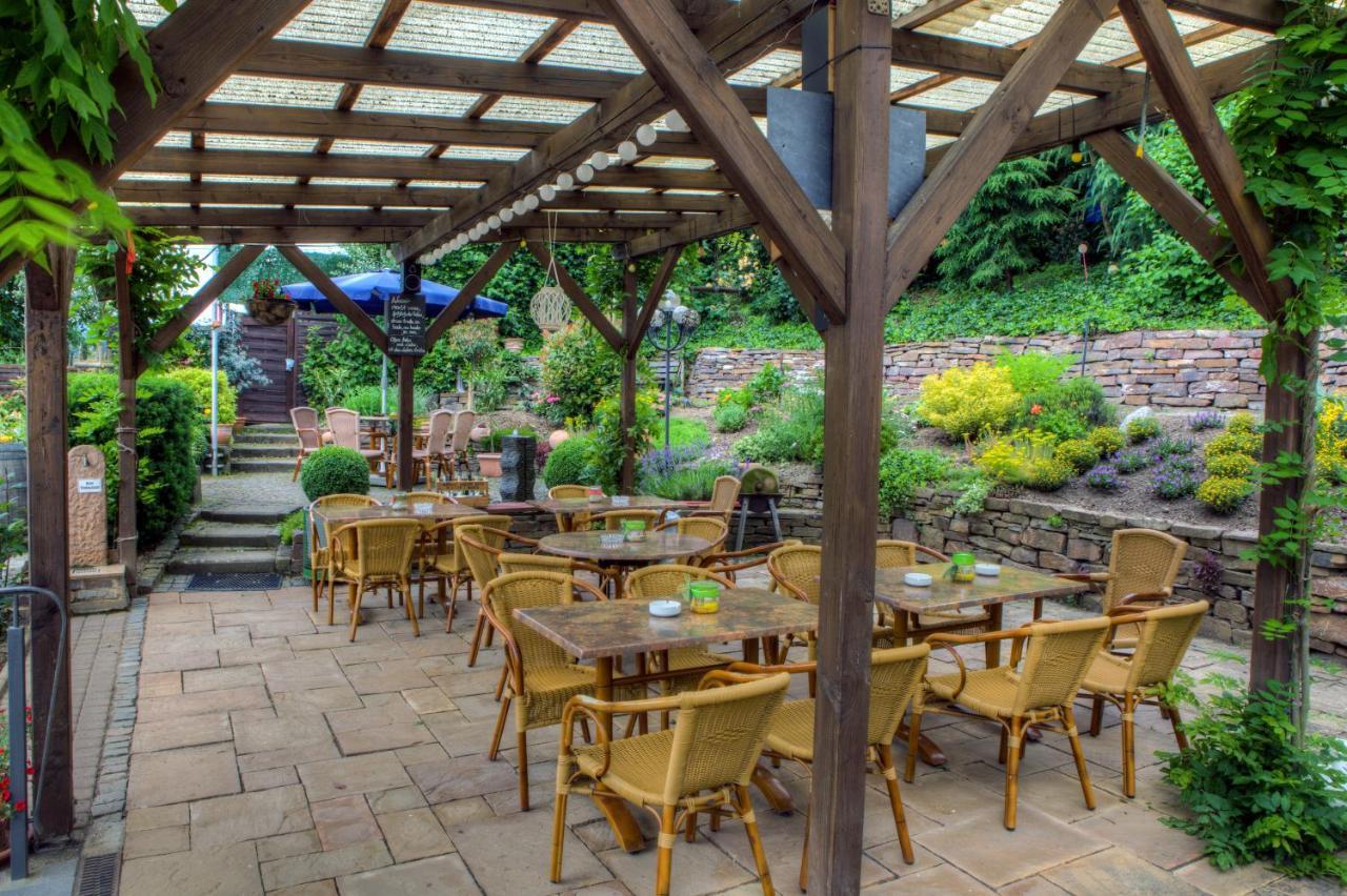 Weinhotel Hubertus Garni Klotten Buitenkant foto
