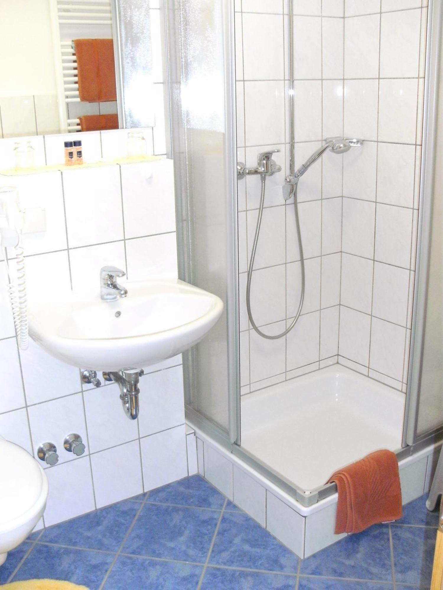 Weinhotel Hubertus Garni Klotten Buitenkant foto