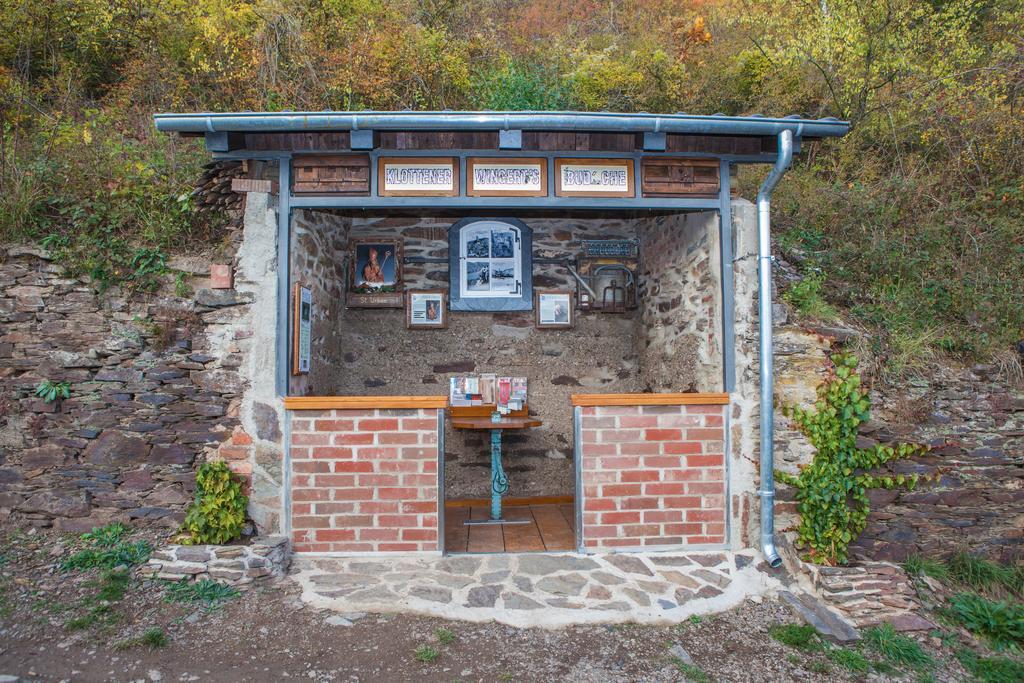 Weinhotel Hubertus Garni Klotten Buitenkant foto