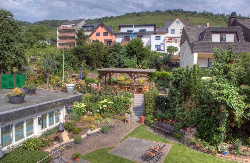 Weinhotel Hubertus Garni Klotten Buitenkant foto