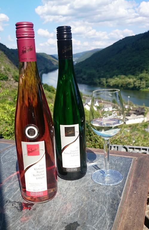 Weinhotel Hubertus Garni Klotten Buitenkant foto