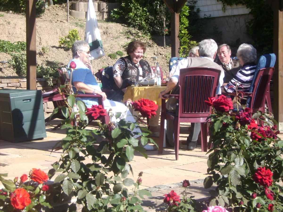 Weinhotel Hubertus Garni Klotten Buitenkant foto